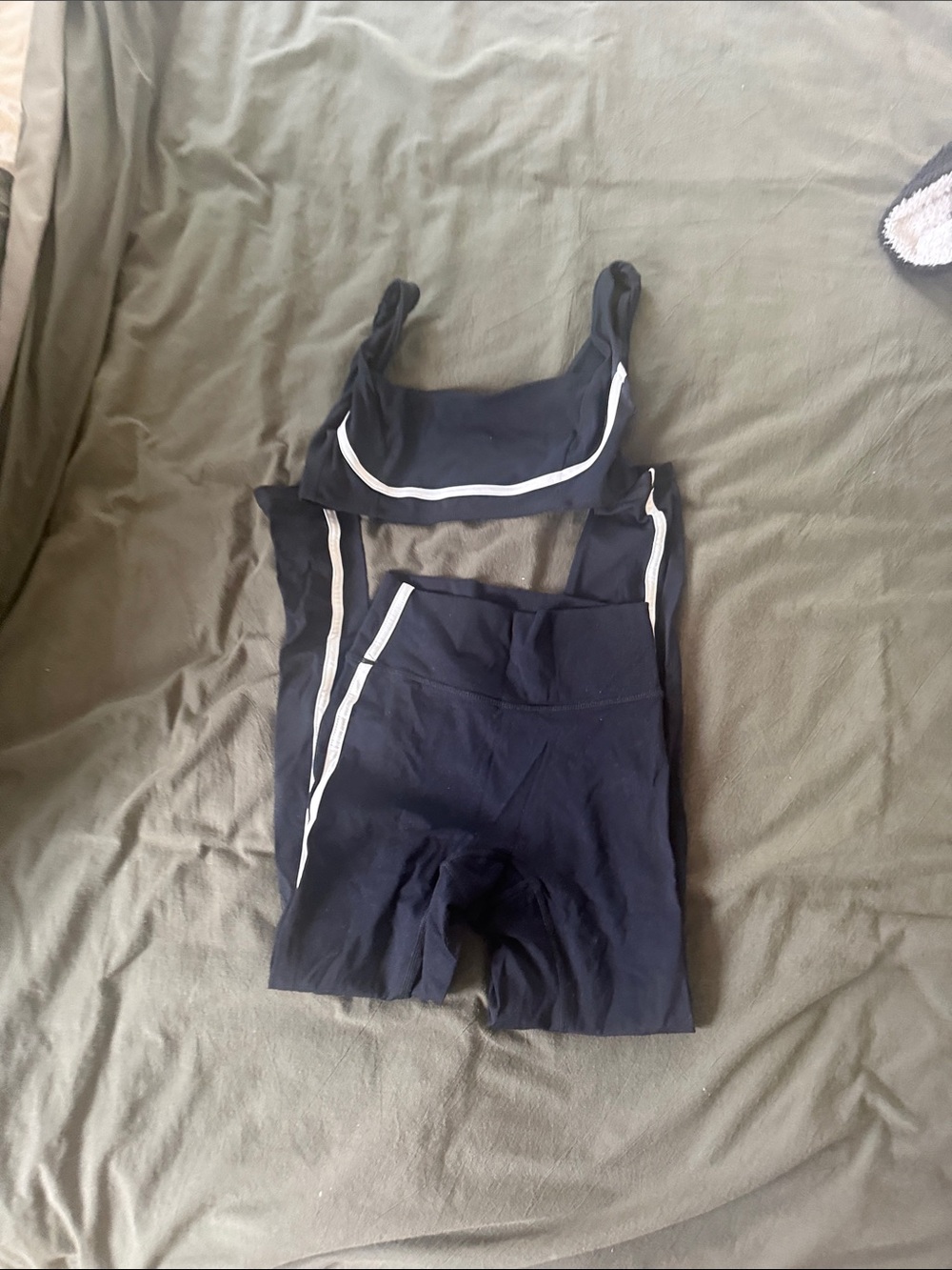 Monday Body Set - Picture 2 of 3